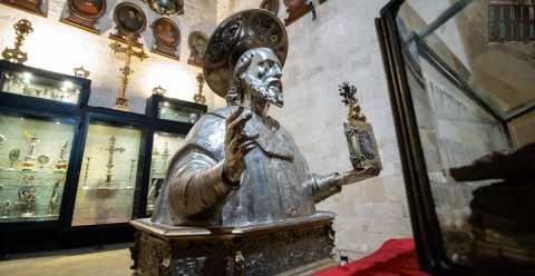 Dalla Sacra Spina al dente di Maria Maddalena: la Basilica di Bari custodisce reliquie preziose